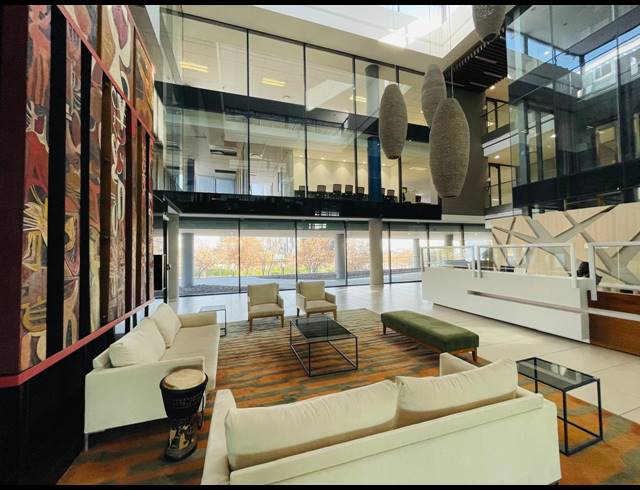 1,290M² OFFICE TO LET IN WATERFALL